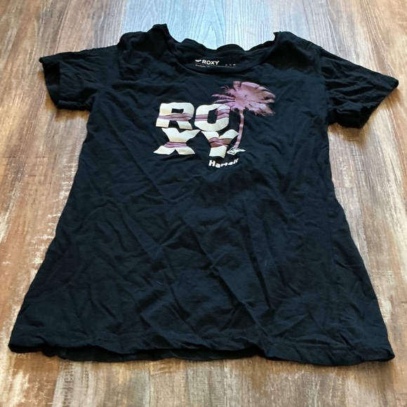 Roxy Black Tee with Pink Graphic - Picture 1 of 4